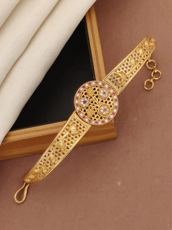 Affordable Imitation Jewelry: Stylish Bracelets at ₹300