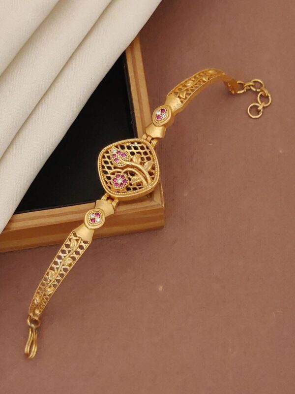 Affordable Imitation Jewelry: Stylish Bracelets at ₹300 - Image 2