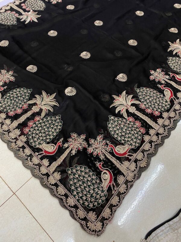 Blooming Georgette Vintage Embroidery Dupatta 2 (1)