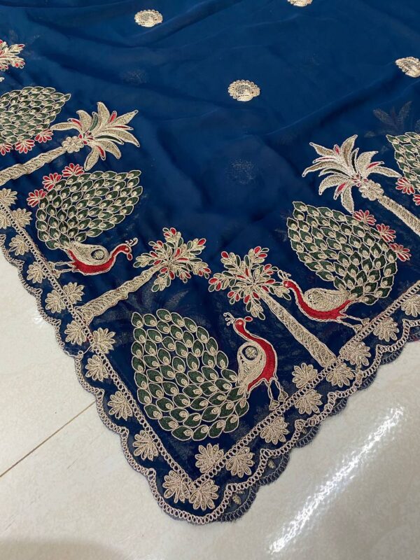 Blooming Georgette Vintage Embroidery Dupatta 2 (2)