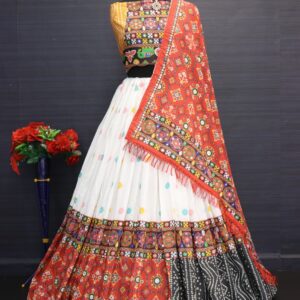 Urvashi Rautela Inspired Cotton Lehenga Choli (1)