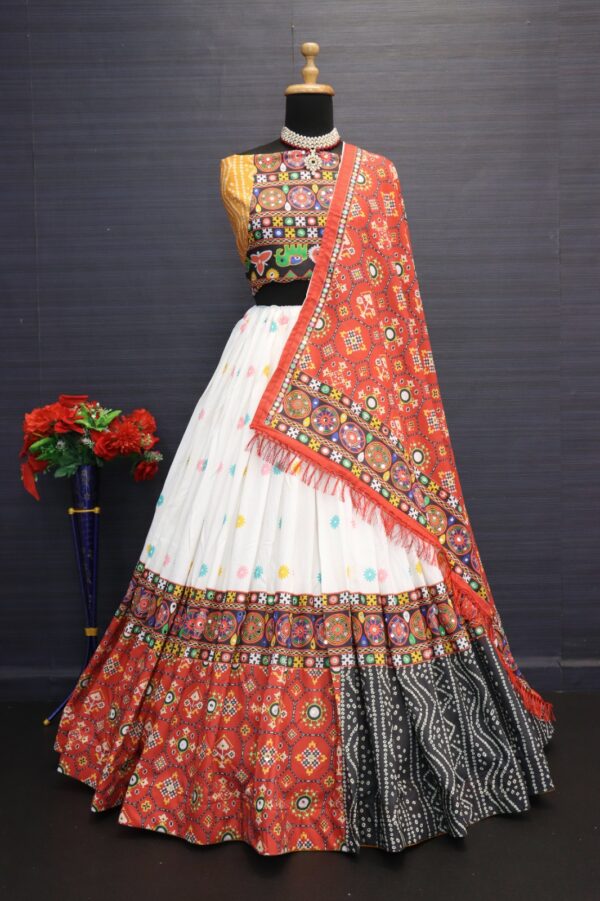 Urvashi Rautela Inspired Cotton Lehenga Choli (1)