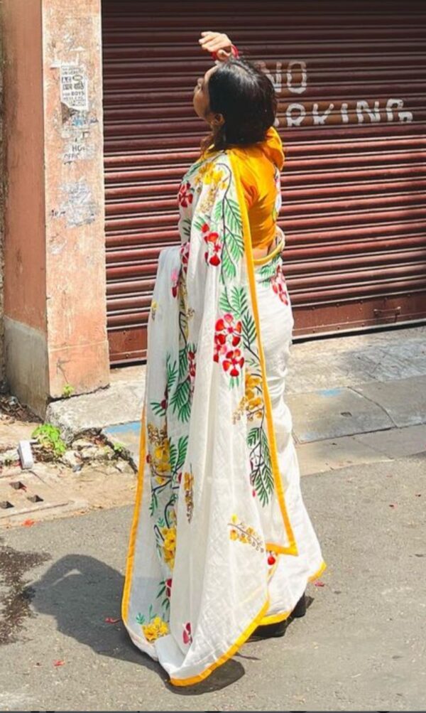 Digital Print Linen Saree with Blouse - ₹560 - Image 3