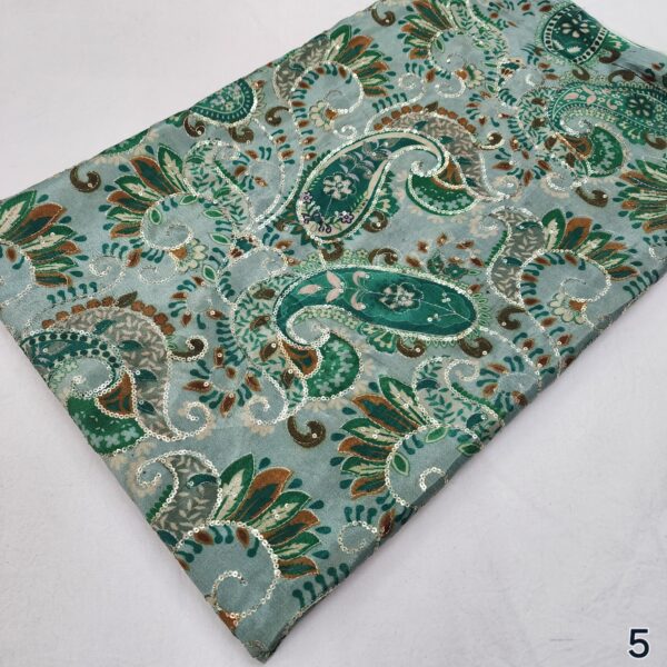 Chinnon Fabric With Position Print And Embroidery (1)