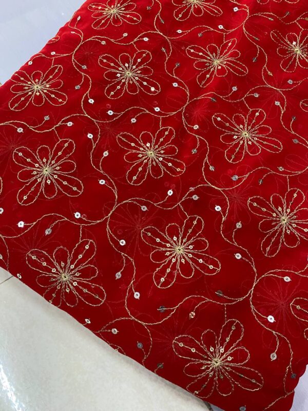 Vintage Blooming Georgette Fabric With Embroidery (4)