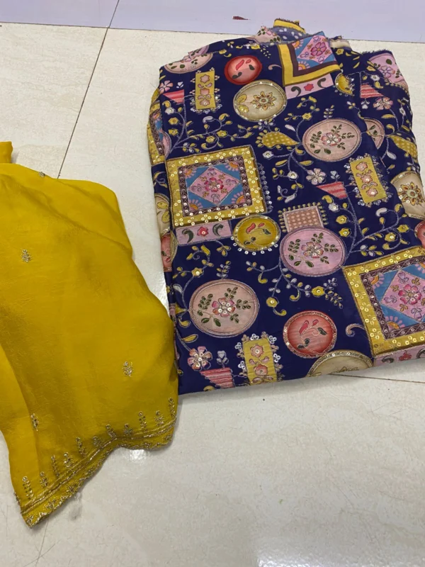 Designer natural crepe position print fabric for weddings - High-Quality Fabric