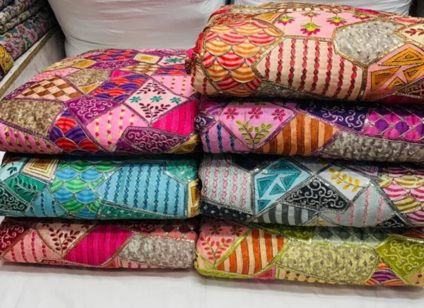 Chinon fabric with heavy position prints 038 cording sequence - High-Quality Fabric