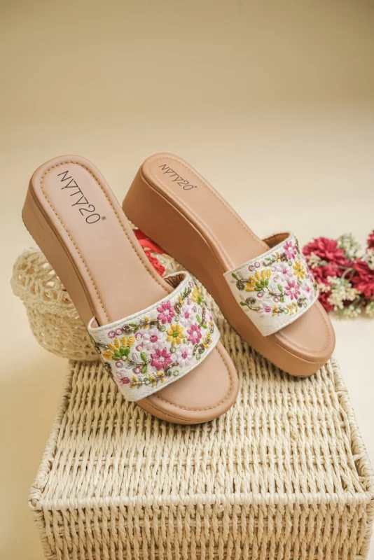 Designer Flat Hill with intricate embroidery and handwork