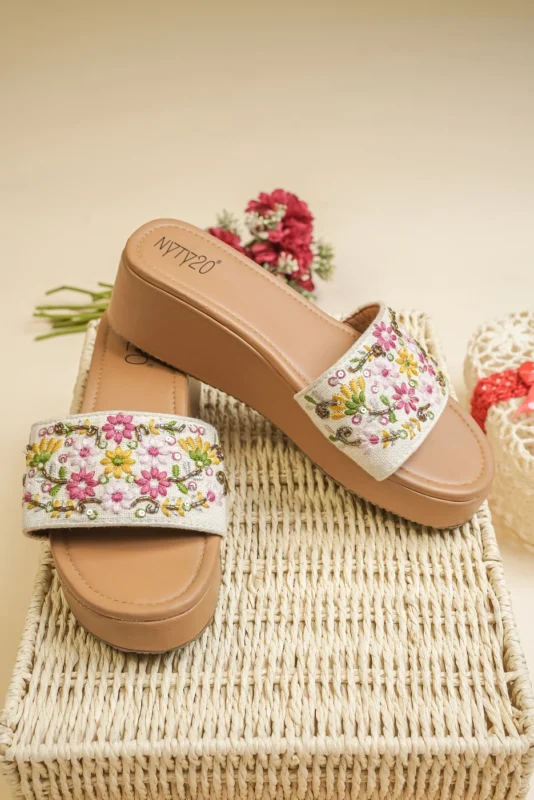 Designer Flat Hill with intricate embroidery and handwork